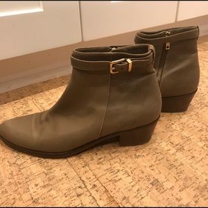 JCrew Italian leather bootie sz 8